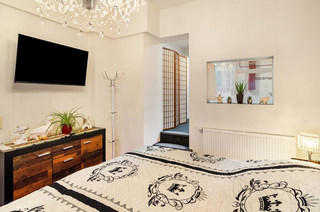 Foto 6 von 32: Apartment „Doppelzimmer mit eigenem Bad"