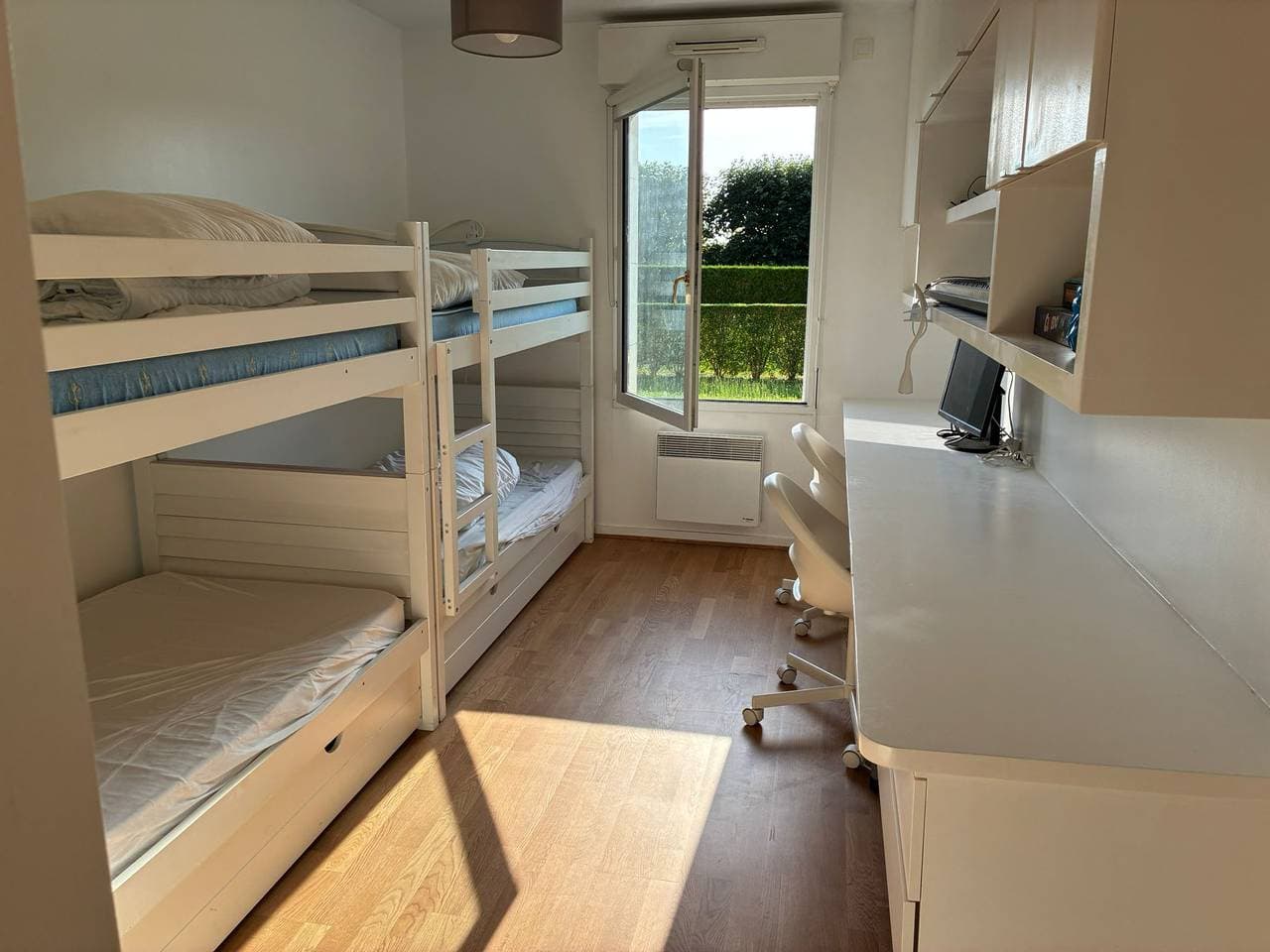 Foto 4 von 14: Flat & Private Garden - Clairefontaine/Deauville