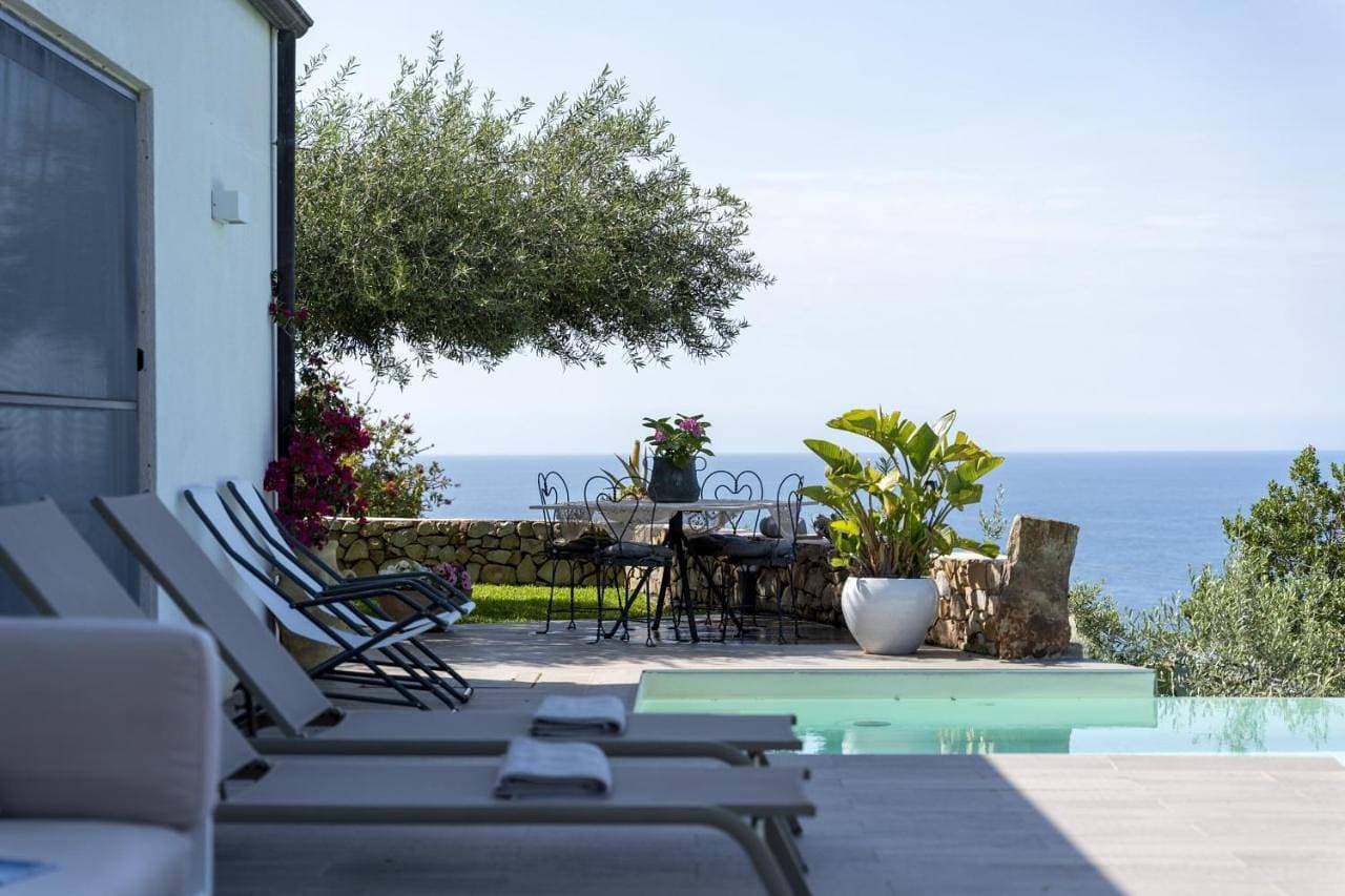 Foto 4 von 5: Villa with Private Pool