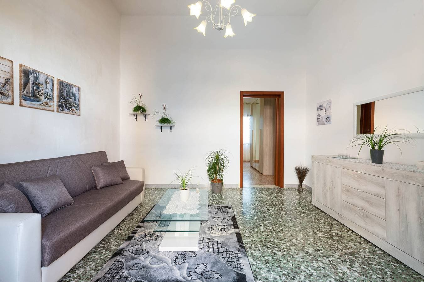 Foto 3 von 20: Ferienwohnung für 8 Personen