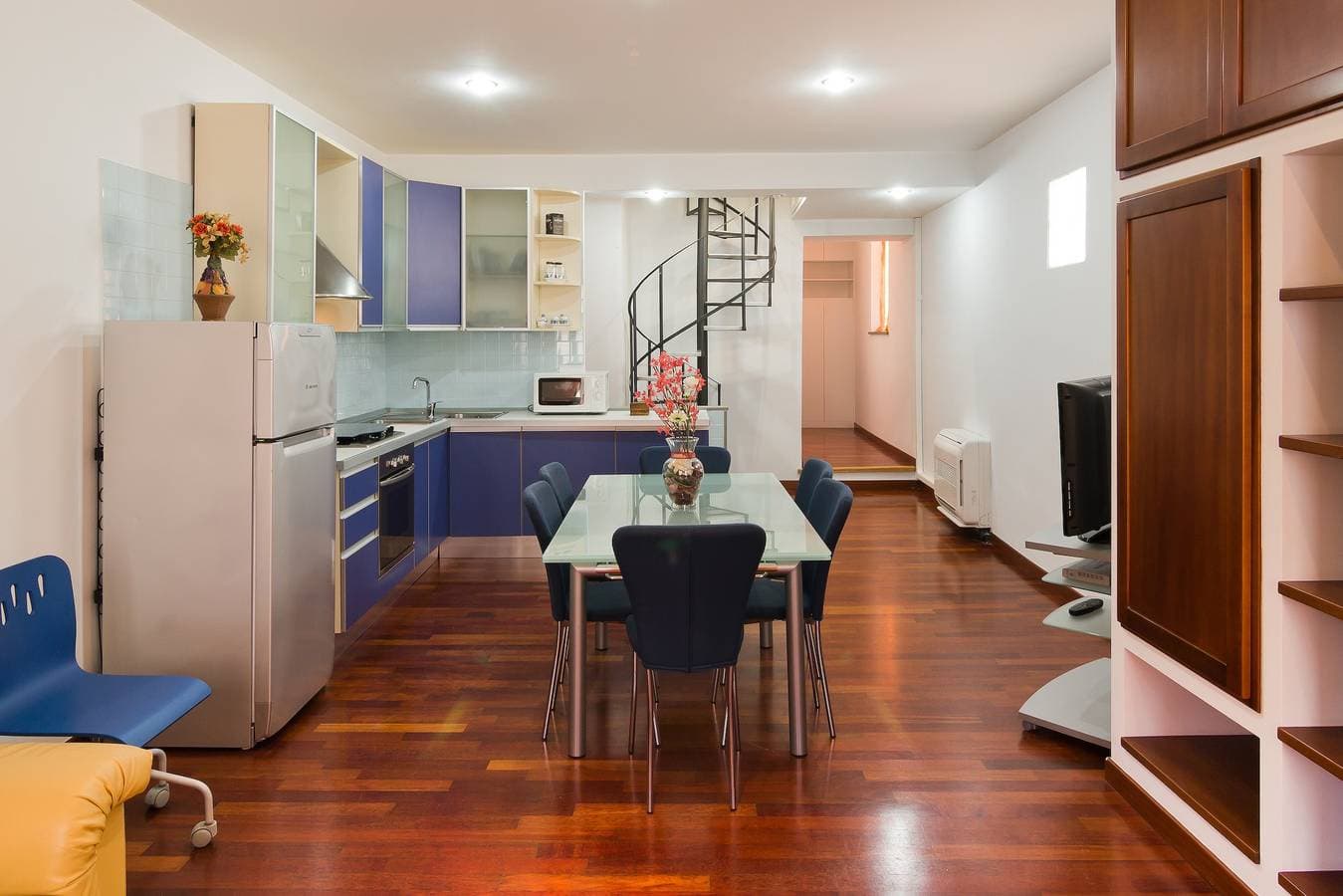 Foto 6 von 26: Ferienwohnung " Marina Freedom" mit WLAN, Klimaanlage, Balkon & Terrasse