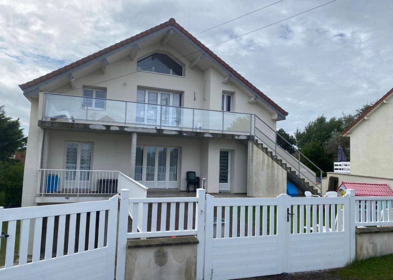 Le HOME 1