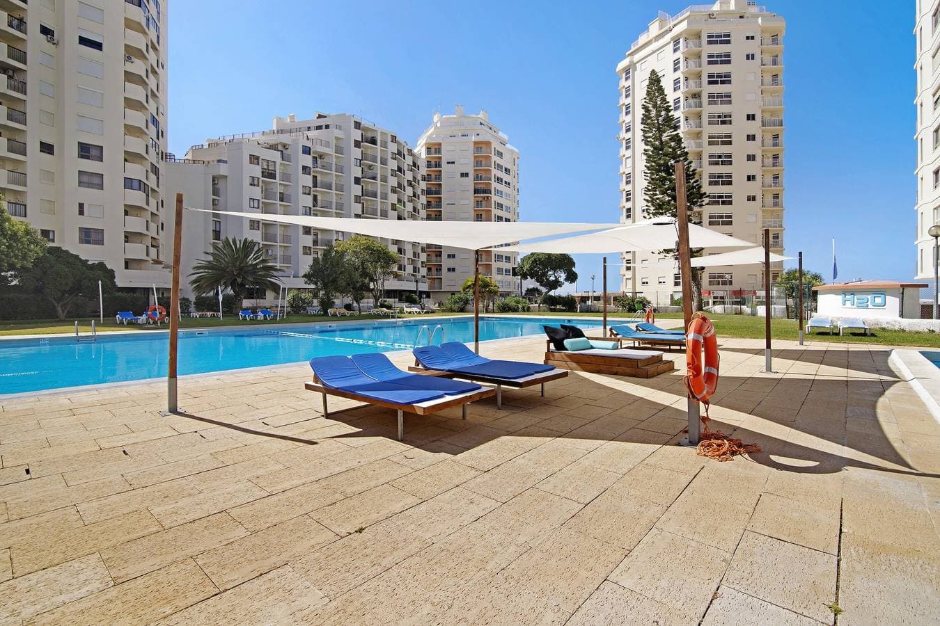 Foto 3 von 20: Apt. Torre Sol 10º Nr. 4 – Direkt am Strand, Meerblick, Pool