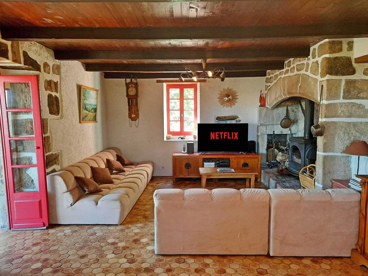 Foto 5 von 42: Klimatisiertes Ferienhaus mit Pool
