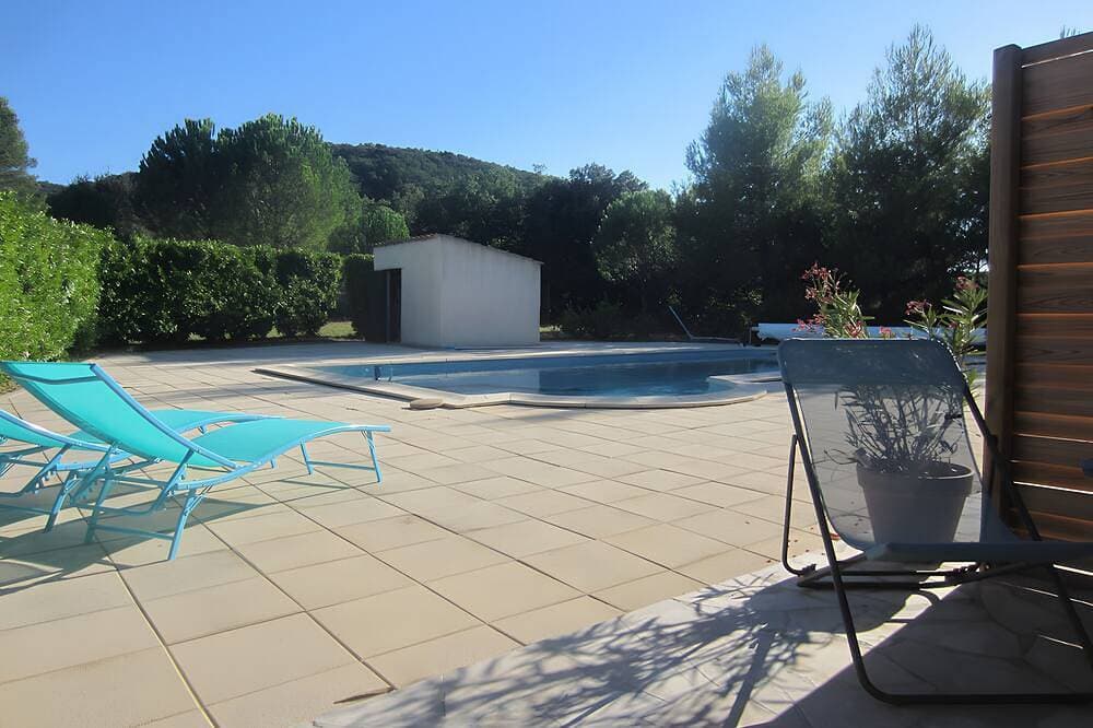 Foto 12 von 30: Gästezimmer „Balnéo Spa Cœur À Cœur“ mit privatem Pool, WLAN und Klimaanlage