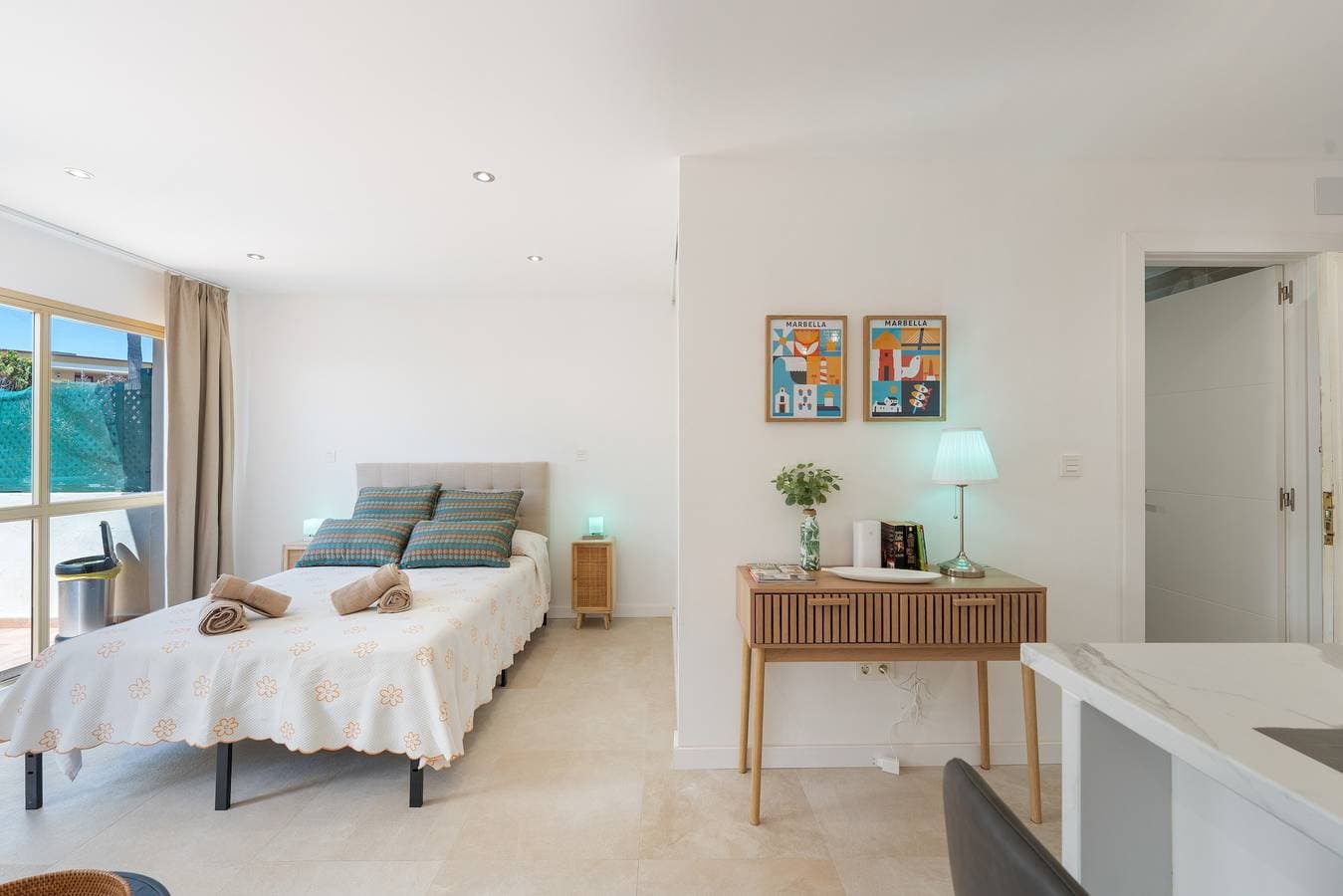 Foto 8 von 36: Apartment 'En Elviria' mit Gemeinschaftspool, WLAN und Klimaanlage