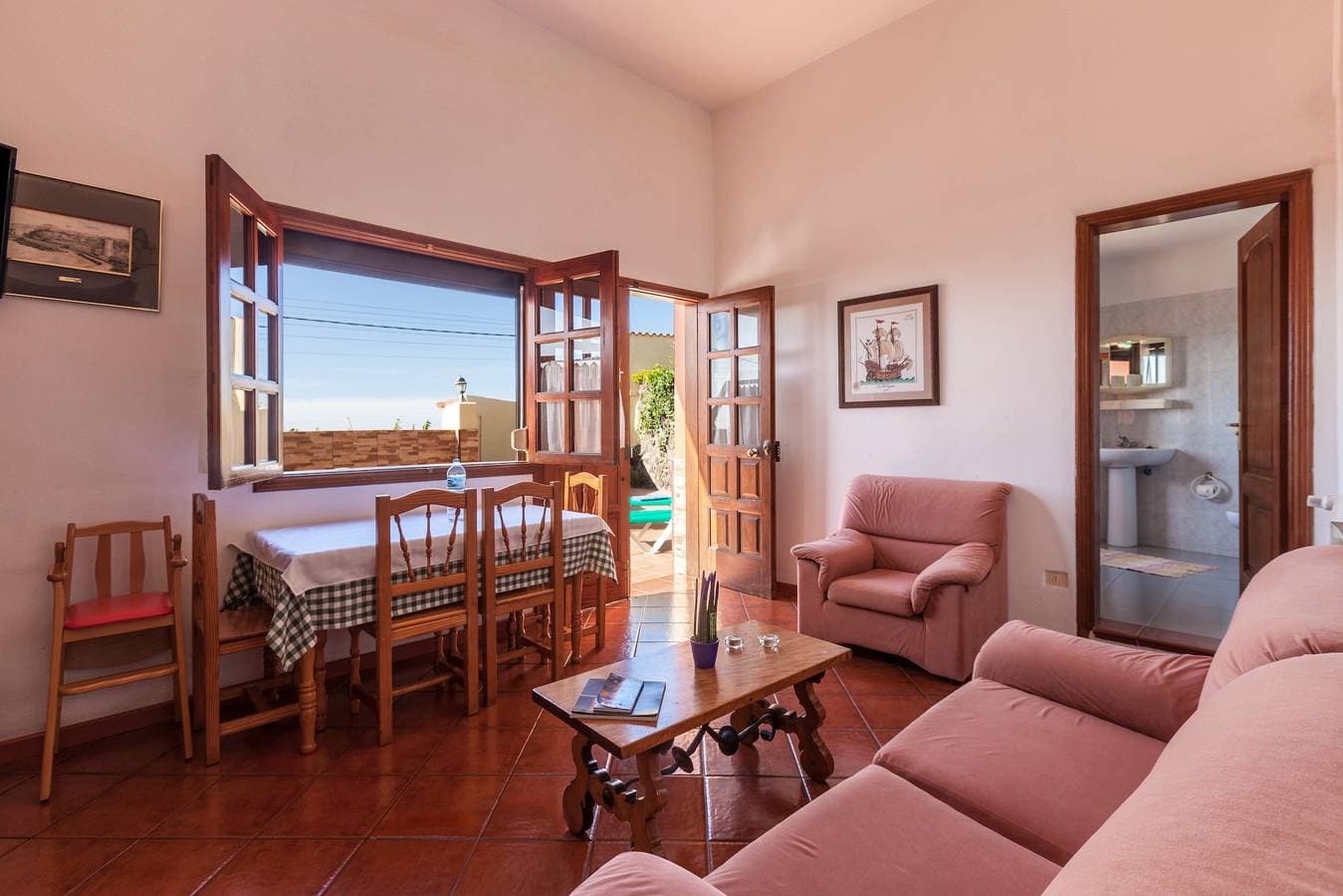 Foto 4 von 19: Ferienwohnung 'Casa Victor - 1' mit Meerblick, Pool und WLAN