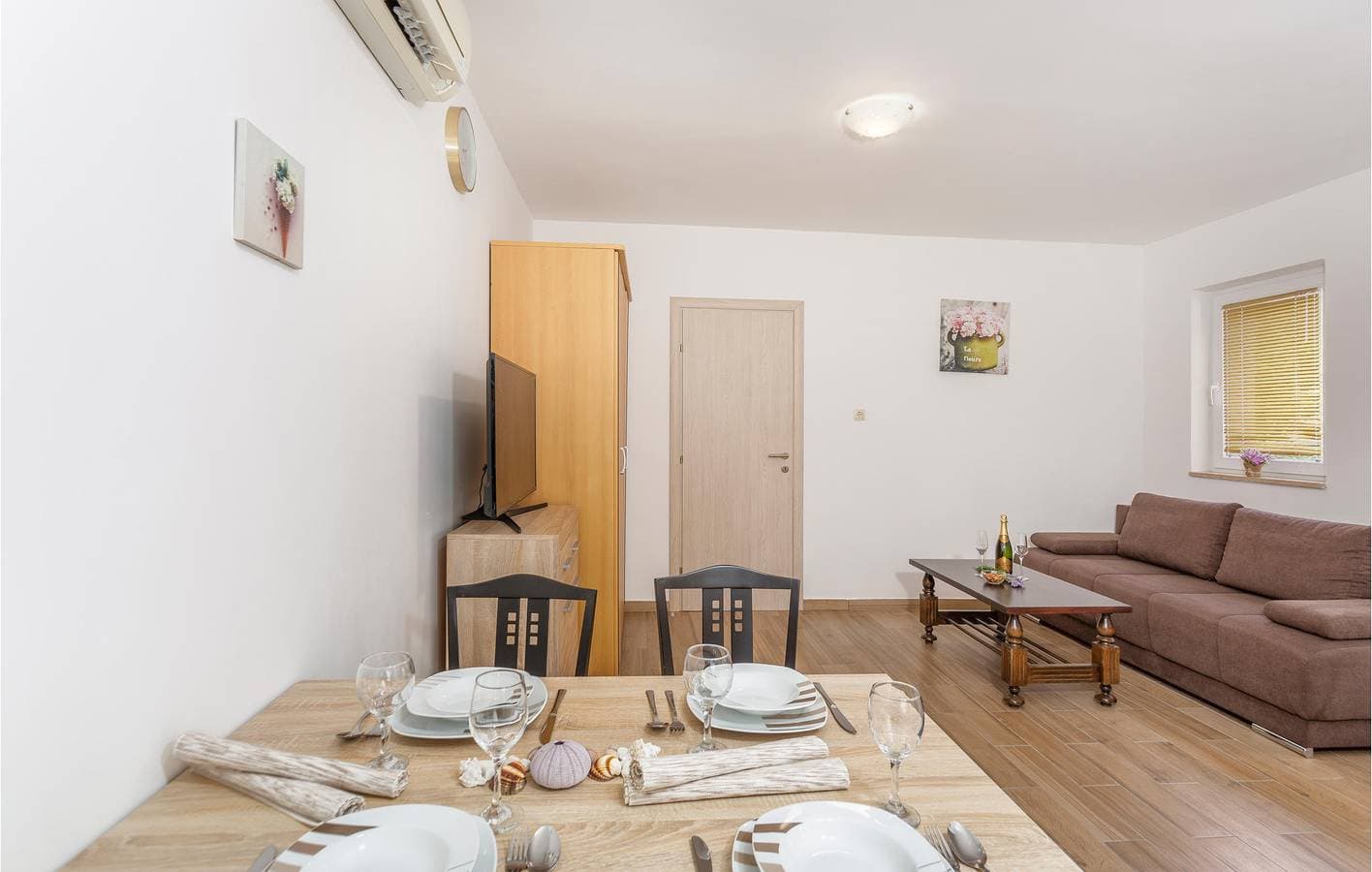 Foto 6 von 19: Gemütliche Ferienwohnung mit Terrasse, WLAN, Parkplatz, 600 m vom Strand entfernt