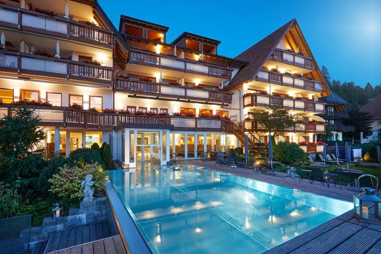 Erfurths Bergfried Ferien & Wellnesshotel 1