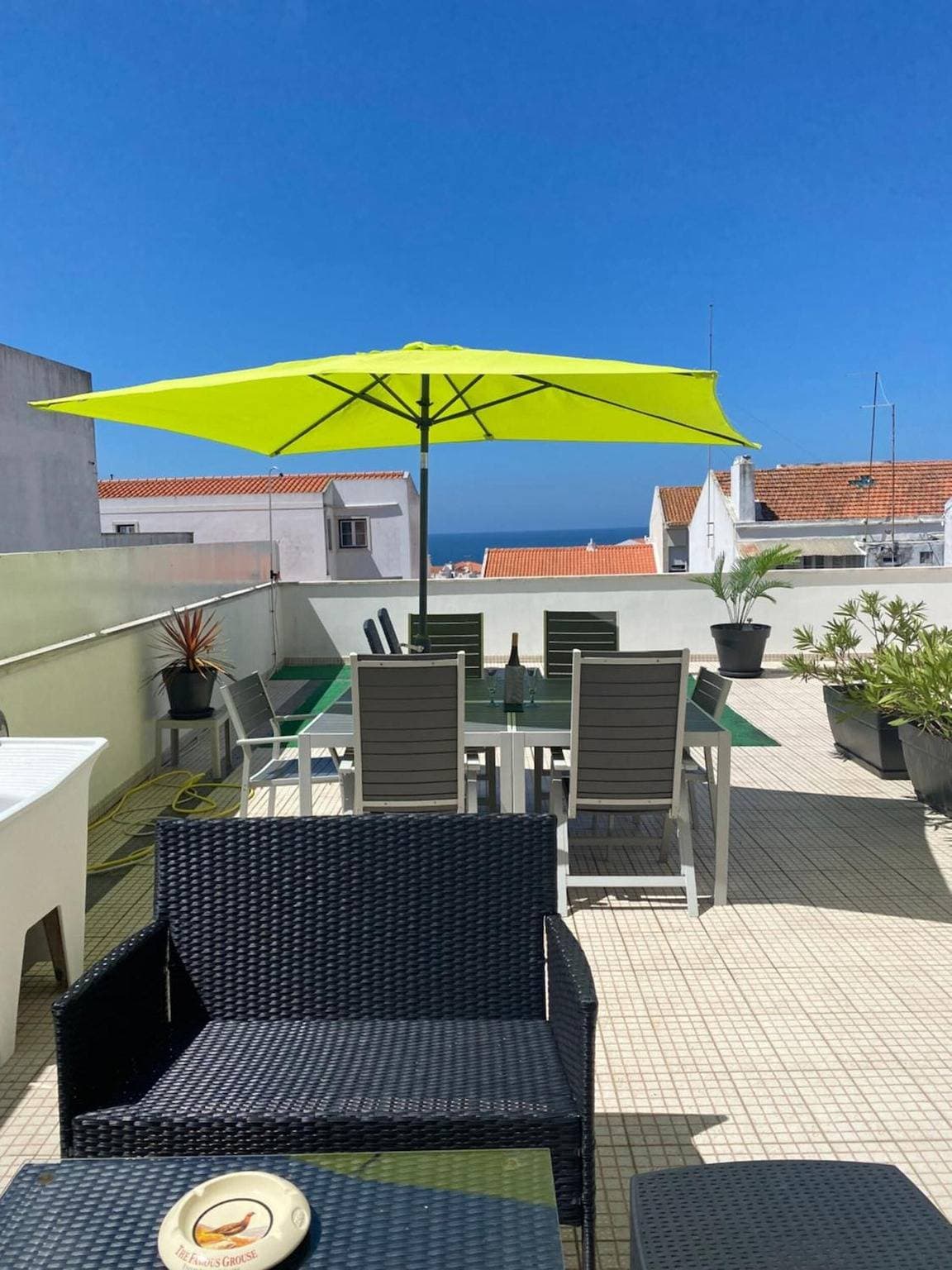 Foto 3 von 24: Apartment 'Sunset House Nazaré' mit Meerblick, privater Terrasse und WLAN