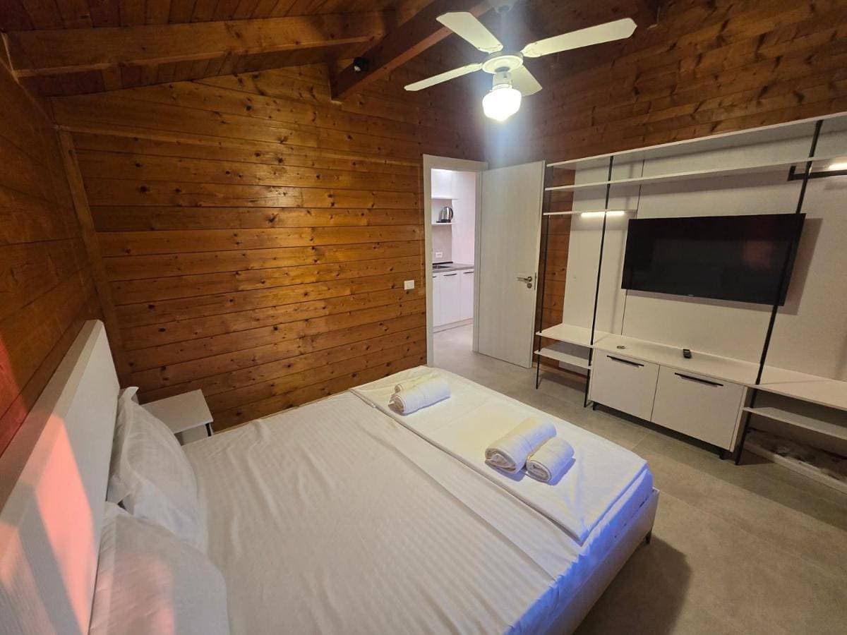 Foto 3 von 12: Double Room with Balcony and Sea View
