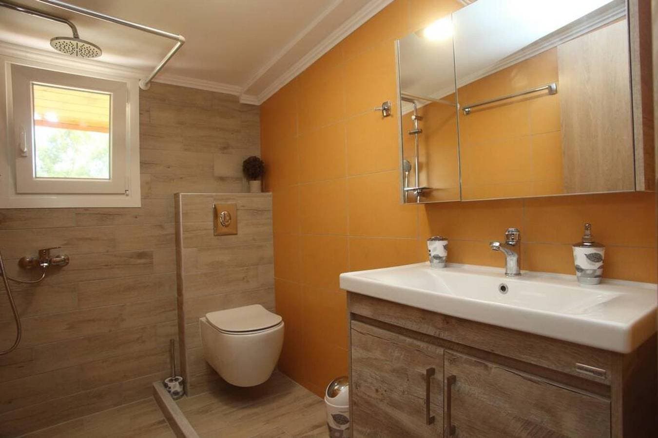 Foto 3 von 35: Ferienhaus für 4 Personen mit Garten