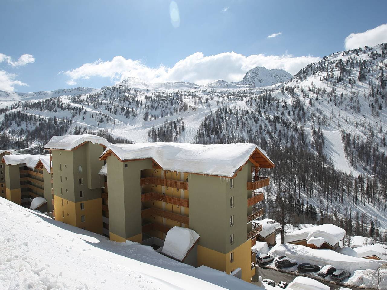 Chalet in Isola nahe Skipisten 1
