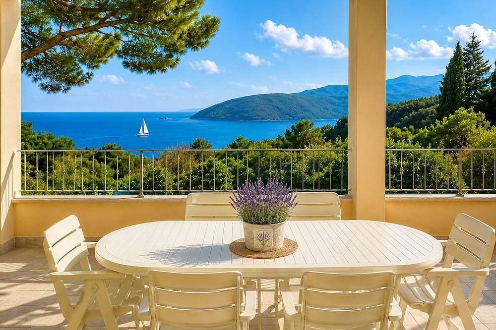 The House Iolanda Sea View sunsets Corsica and Pianosa 1