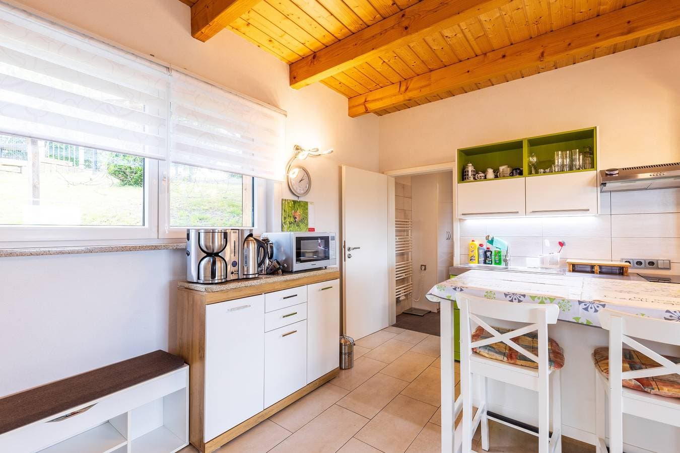 Foto 8 von 24: Ferienhaus 'Teufelsmauer-Blick' mit Bergblick, Gemeinschaftsterrasse und Wi-Fi