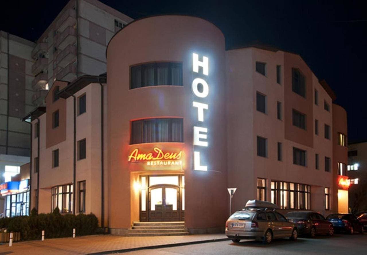 Hotel AmaDeus 1