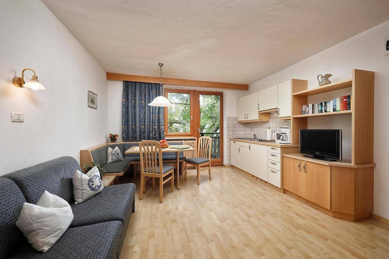 Foto 8 von 9: Apartment with Mountain View