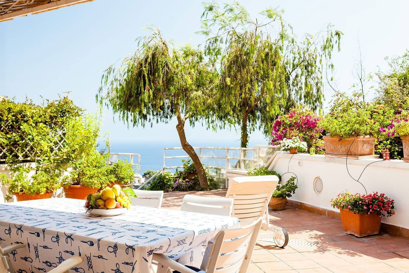 Foto 4 von 24: Ferienhaus für 7 Personen mit Terrasse