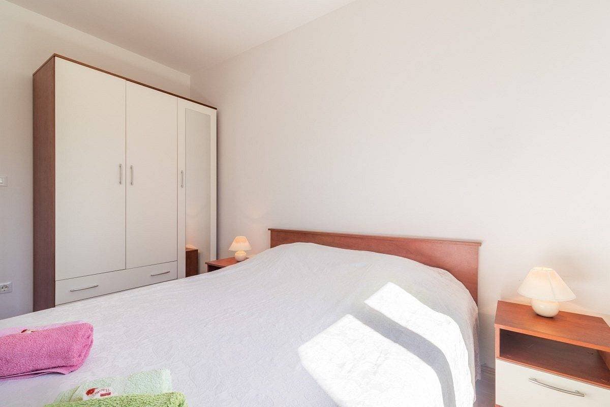 Foto 11 von 55: Ferienwohnung Ines mit Garten nahe Strand bei Pula