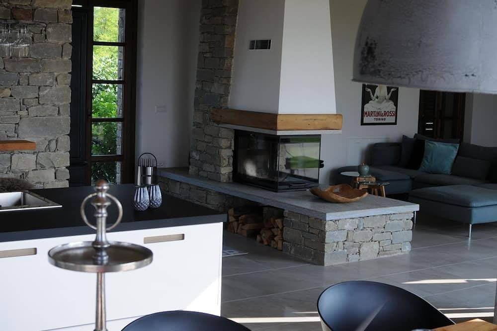 Foto 7 von 30: Luxusvilla In Den Piemont-Weinbergen - 265m2 - 10 Pers. - 5x14m Pool