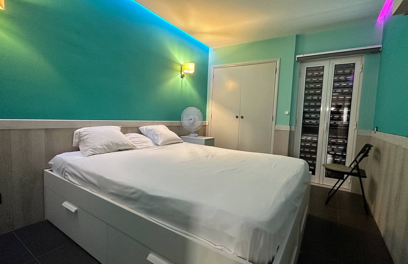 Foto 9 von 27: Apartamento T1 Caliços 600mt da Praia
