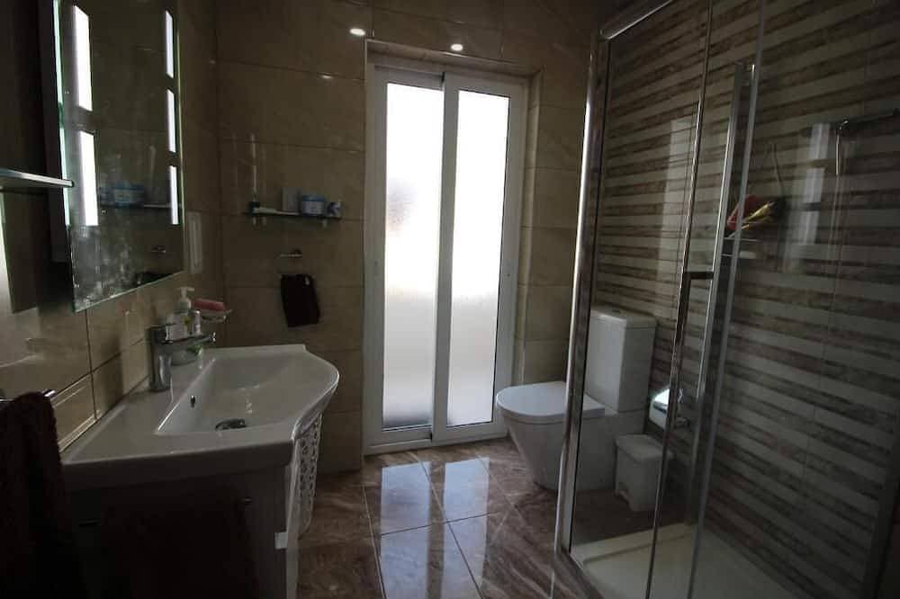 Foto 6 von 19: Modern apartment located in the center and located minutes from all attractions.
