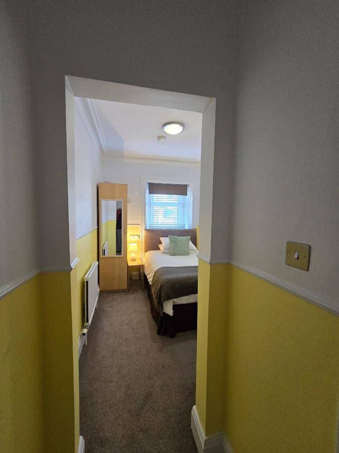 Foto 2 von 12: Standard Double Room