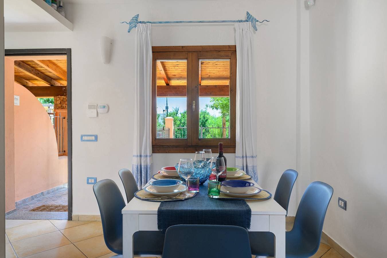 Foto 6 von 31: Ferienhaus 'Villa Aurora Tortolì' mit Balkon, WLAN und Klimaanlage
