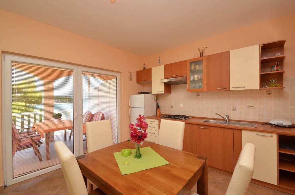 Foto 5 von 40: Ferienwohnung in Karbuni mit Meerblick, Terrasse, Klimaanlage, W-Lan (3609-4)