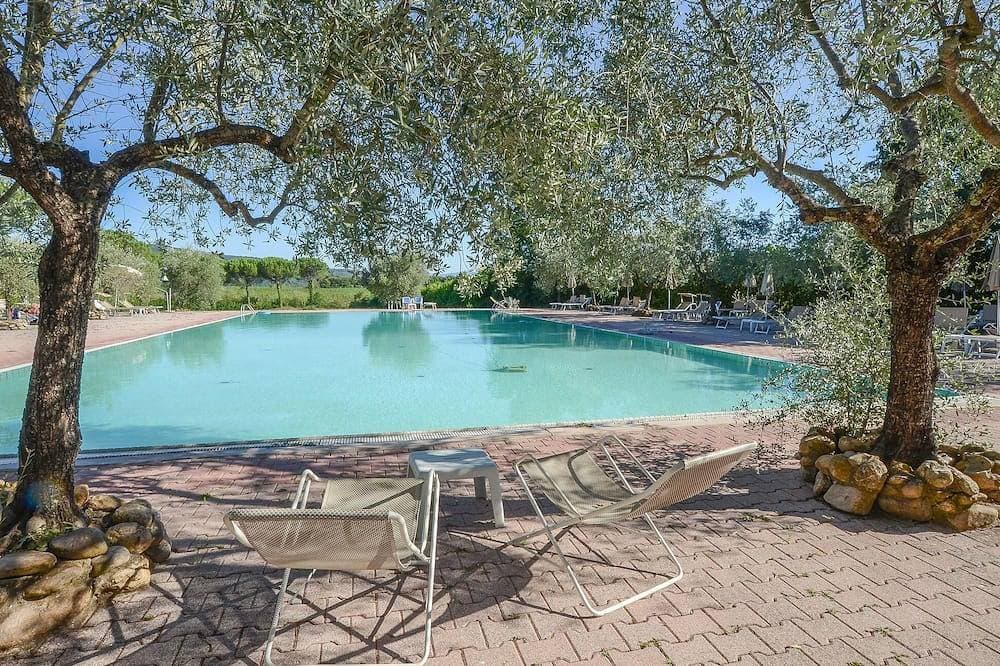 Cozy apartment in Murlo with swimming pool 1