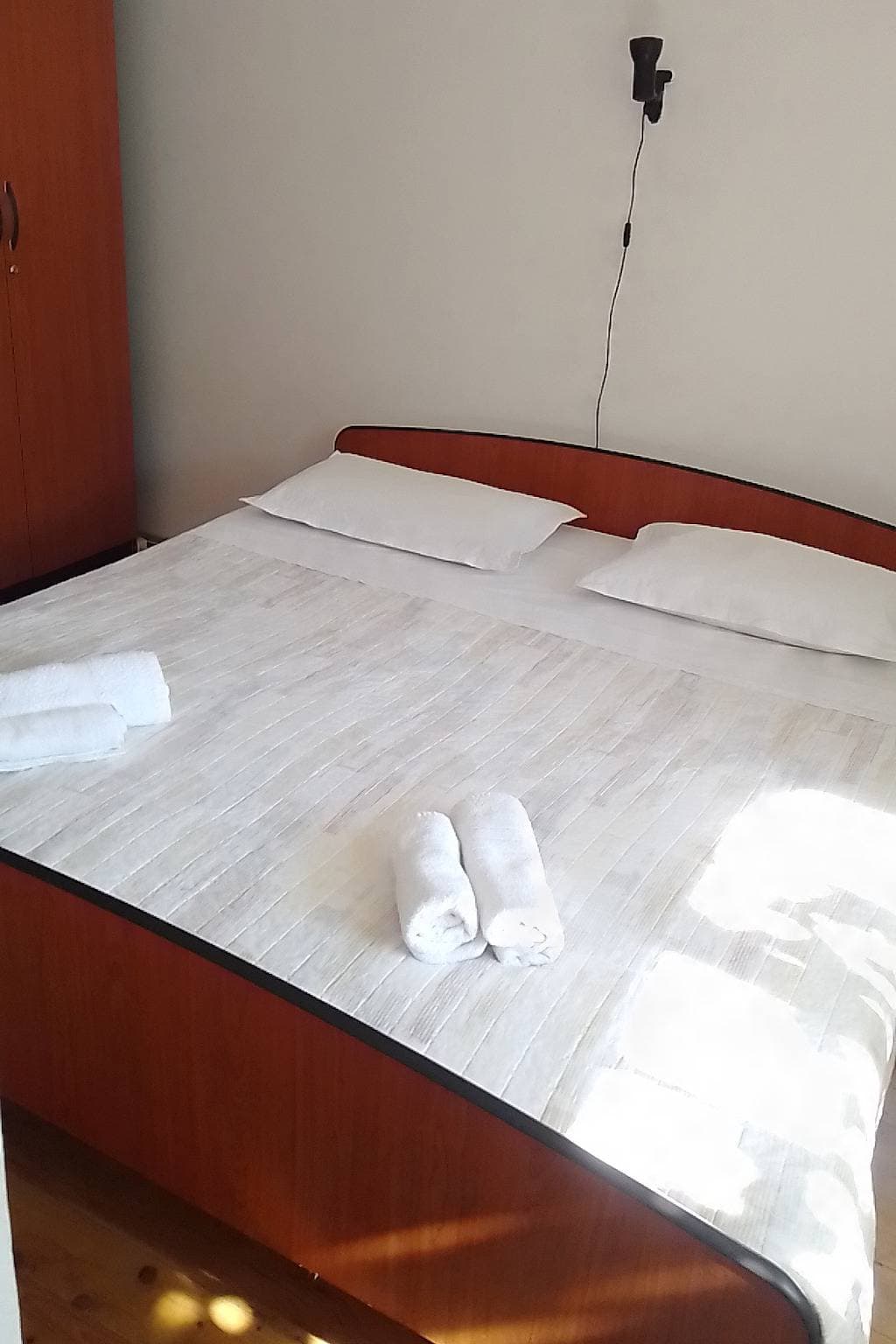 Foto 12 von 22: 2-Zimmer-Ferienwohnung mit Terrasse und Meerblick Povlja, Brac A-712-a