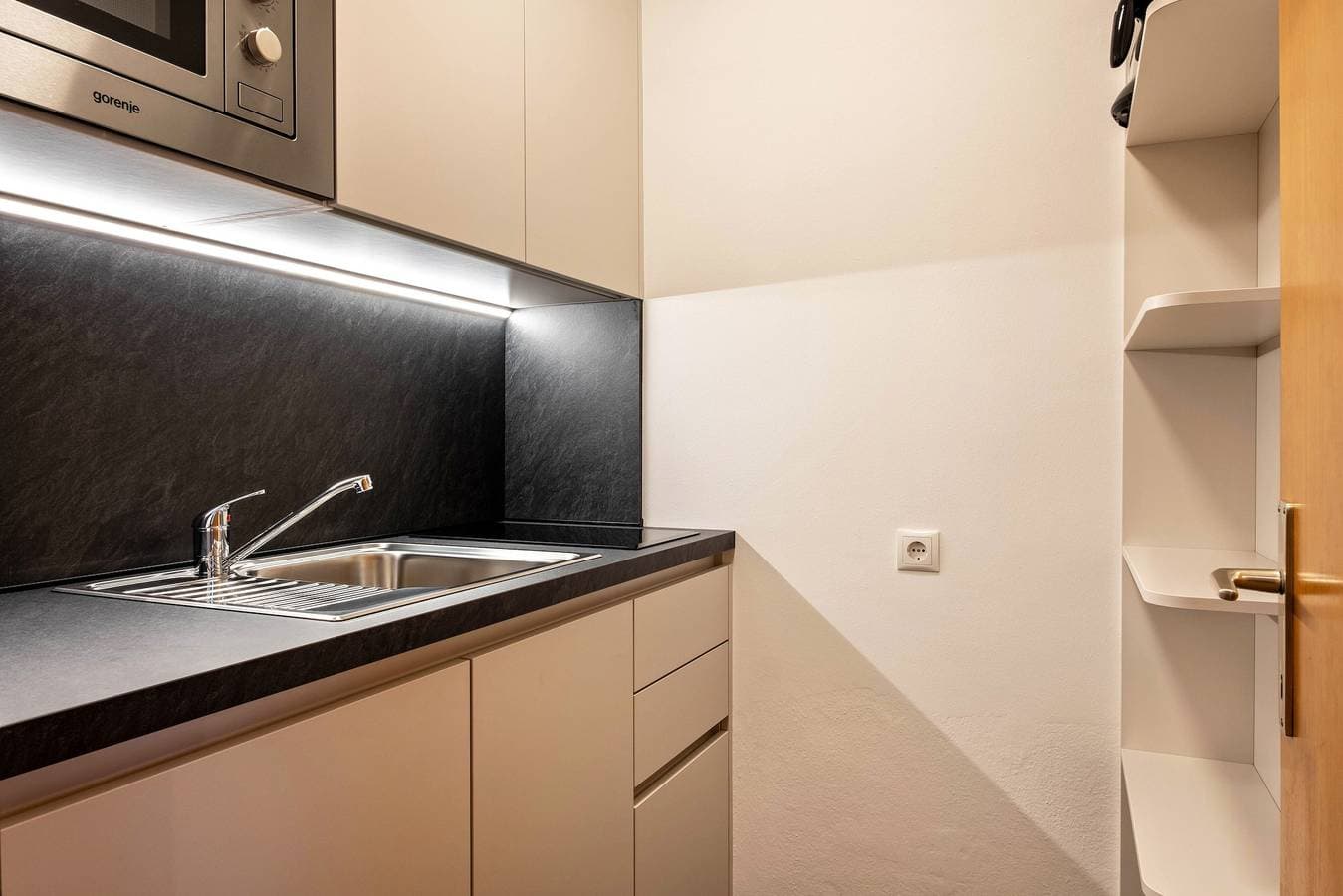 Foto 8 von 21: Ferienwohnung "Schlern Living 1" mit Bergblick und Privatem Garten
