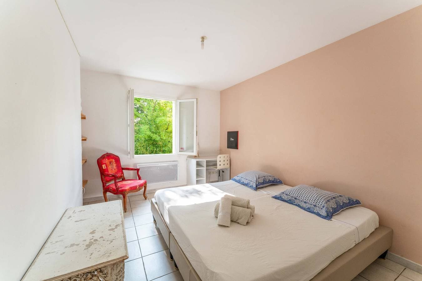 Foto 13 von 30: Villa 'Plein Coeur Du Luberon' mit privatem Pool, privater Terrasse und WLAN