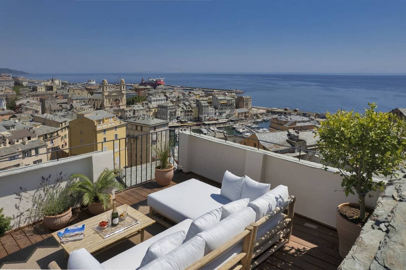 Appartement de standing avec rooftop de 35m2 1