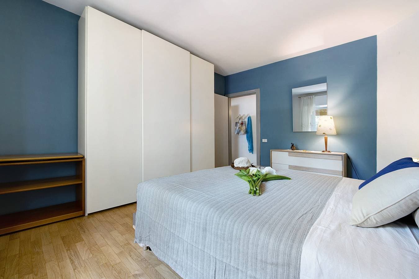 Foto 4 von 20: Ferienwohnung 'Appartamento Marilu' mit Blick auf den See, WLAN und Klimaanlage