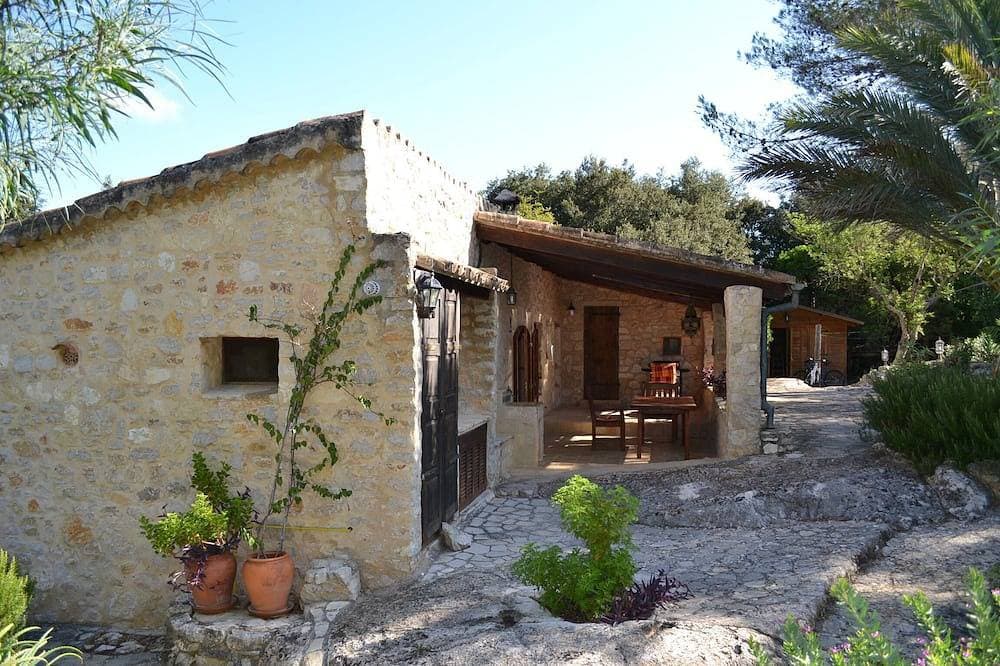 Foto 6 von 25: Abgeschiedene Villa mit privatem Pool und weitläufigem Garten im Campanet-Tal