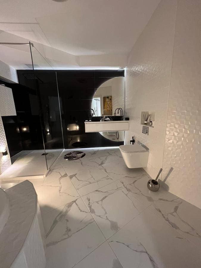 Foto 5 von 208: Two-Bedroom Apartment