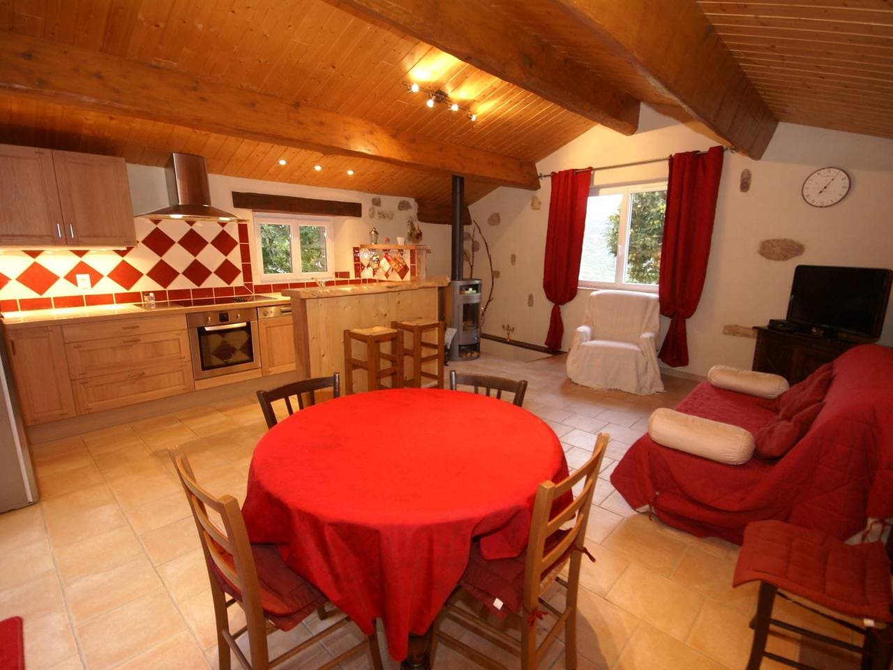 Foto 3 von 42: Haus in Ardèche bei Ray-Pic Wasserfall