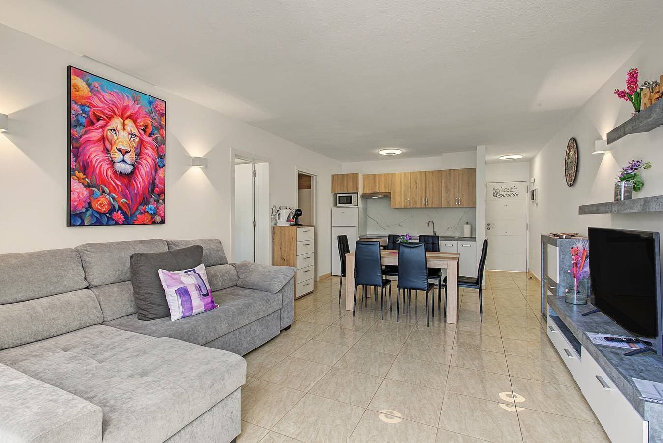 Foto 4 von 27: Geräumiges, helles Mareverde-Apartment mit Meerblick, Pool und WLAN