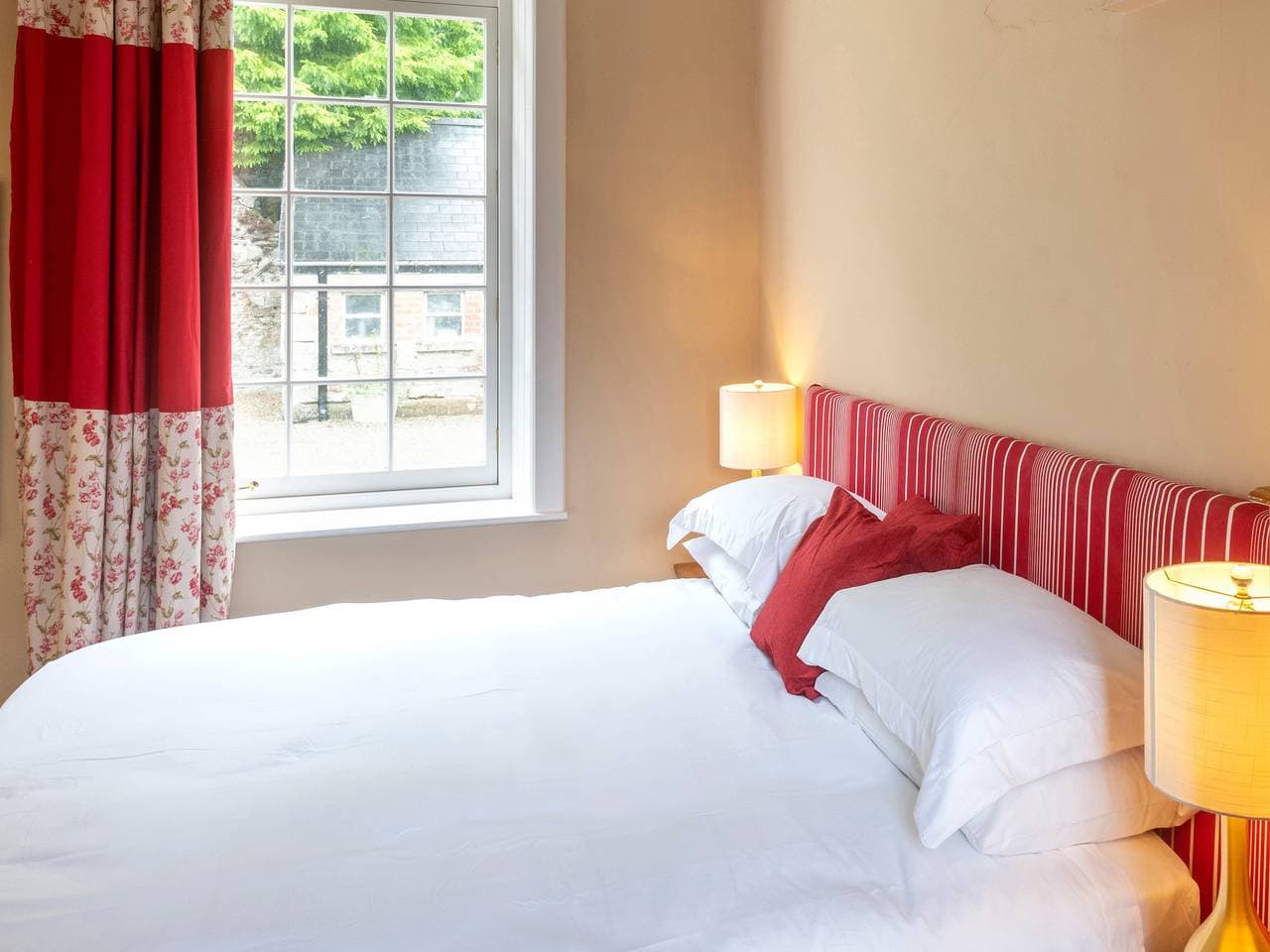 Foto 13 von 20: Cottage für 4 Personen mit Garten