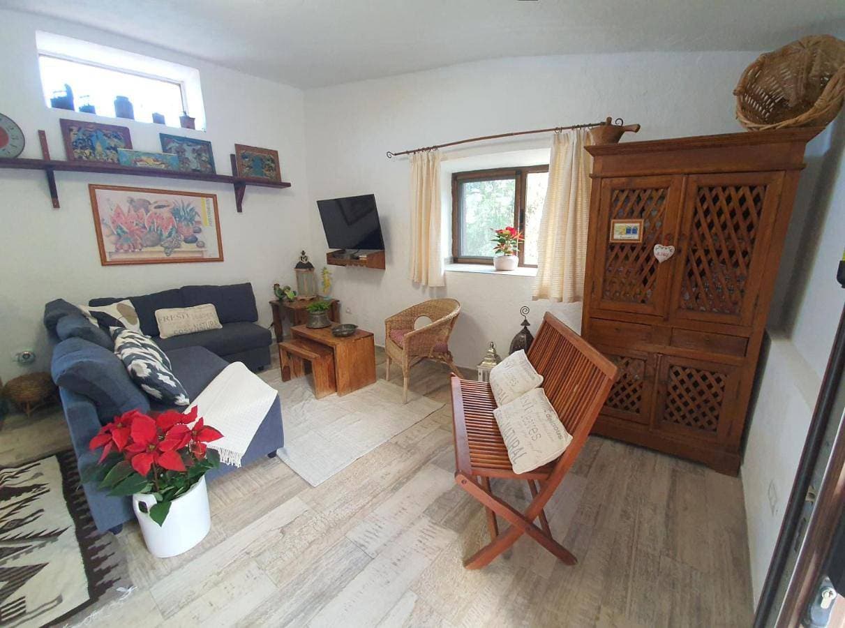 Foto 4 von 60: Two-Bedroom House