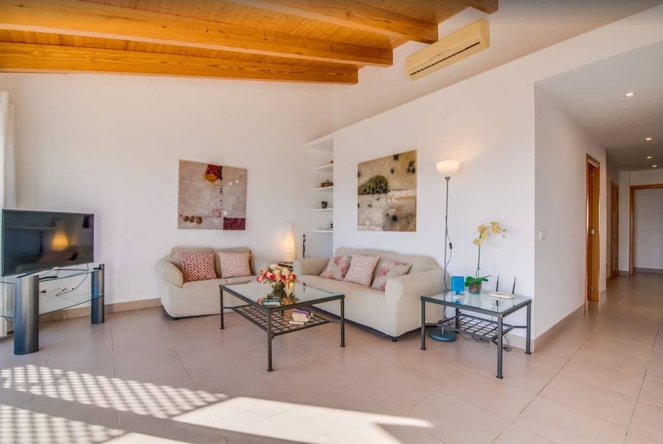 Foto 8 von 24: Penthouse "Es Port" direkt am Meer mit Meerblick, Bergblick, WLAN, Klimaanlage und Balkon