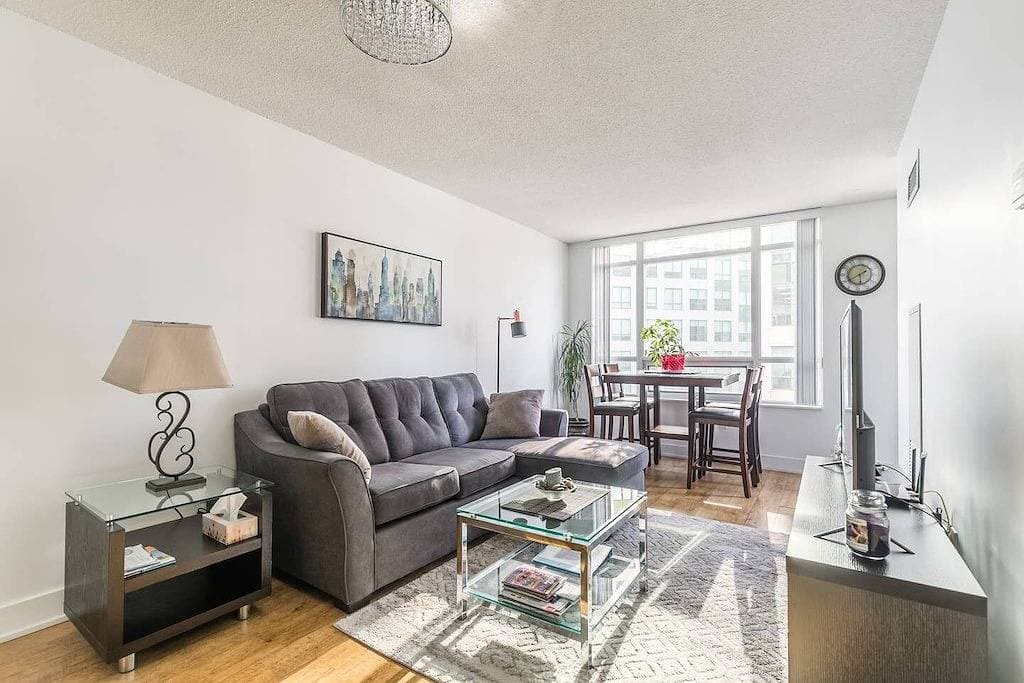 Foto 8 von 20: Sparkling Clean Large 1 Br Juwel im Herzen der Innenstadt von Toronto