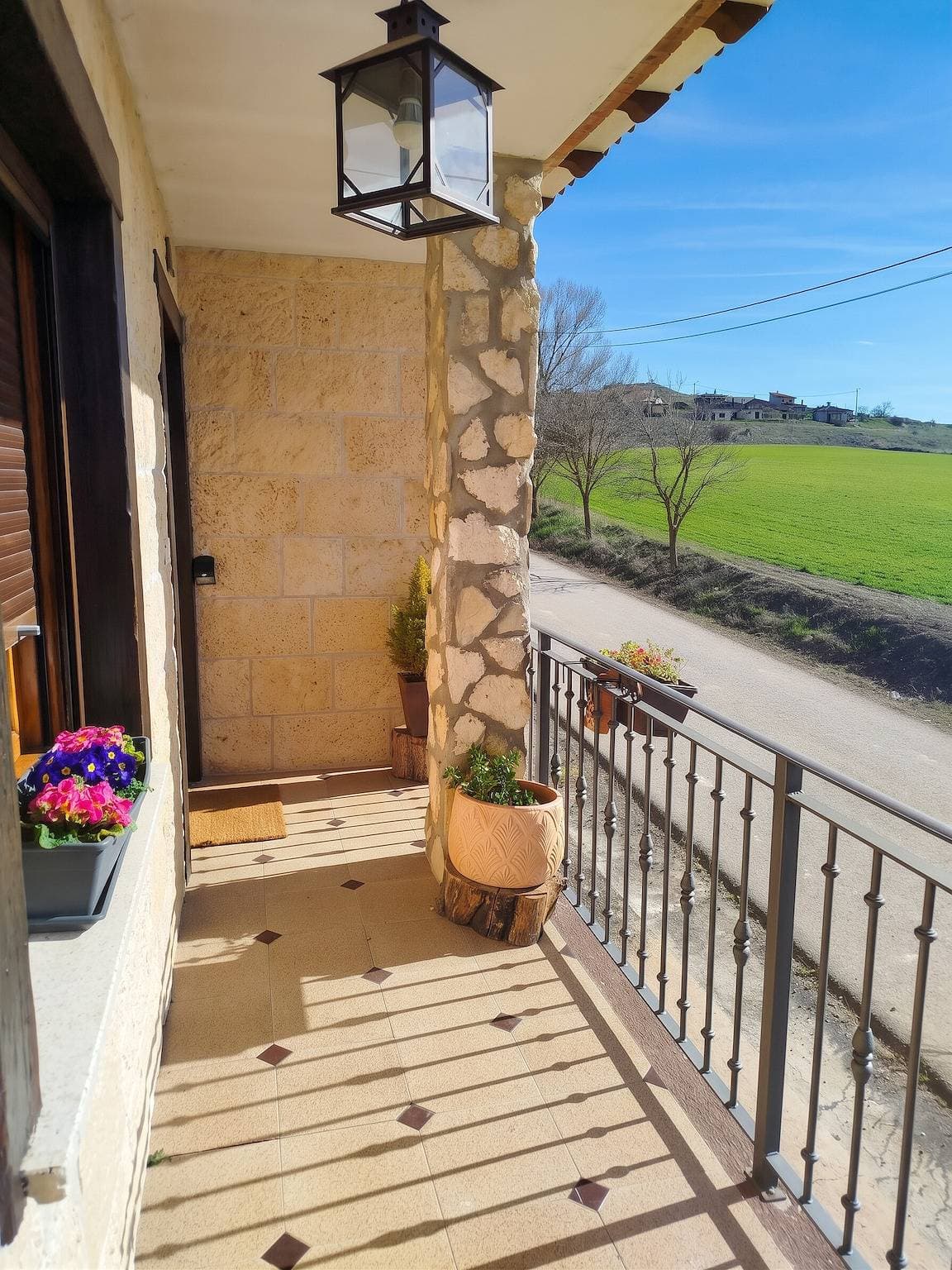 Foto 8 von 58: Familienhaus in Peral de Arlanza mit umzäuntem Garten