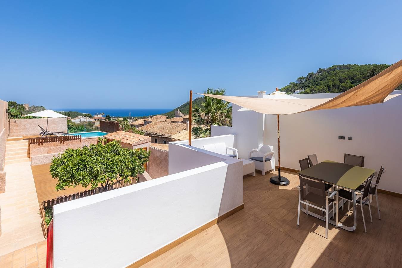 Foto 5 von 30: Ferienhaus "Can Binitu" mit Meerblick, Bergblick, Balkon, Garten & Pool