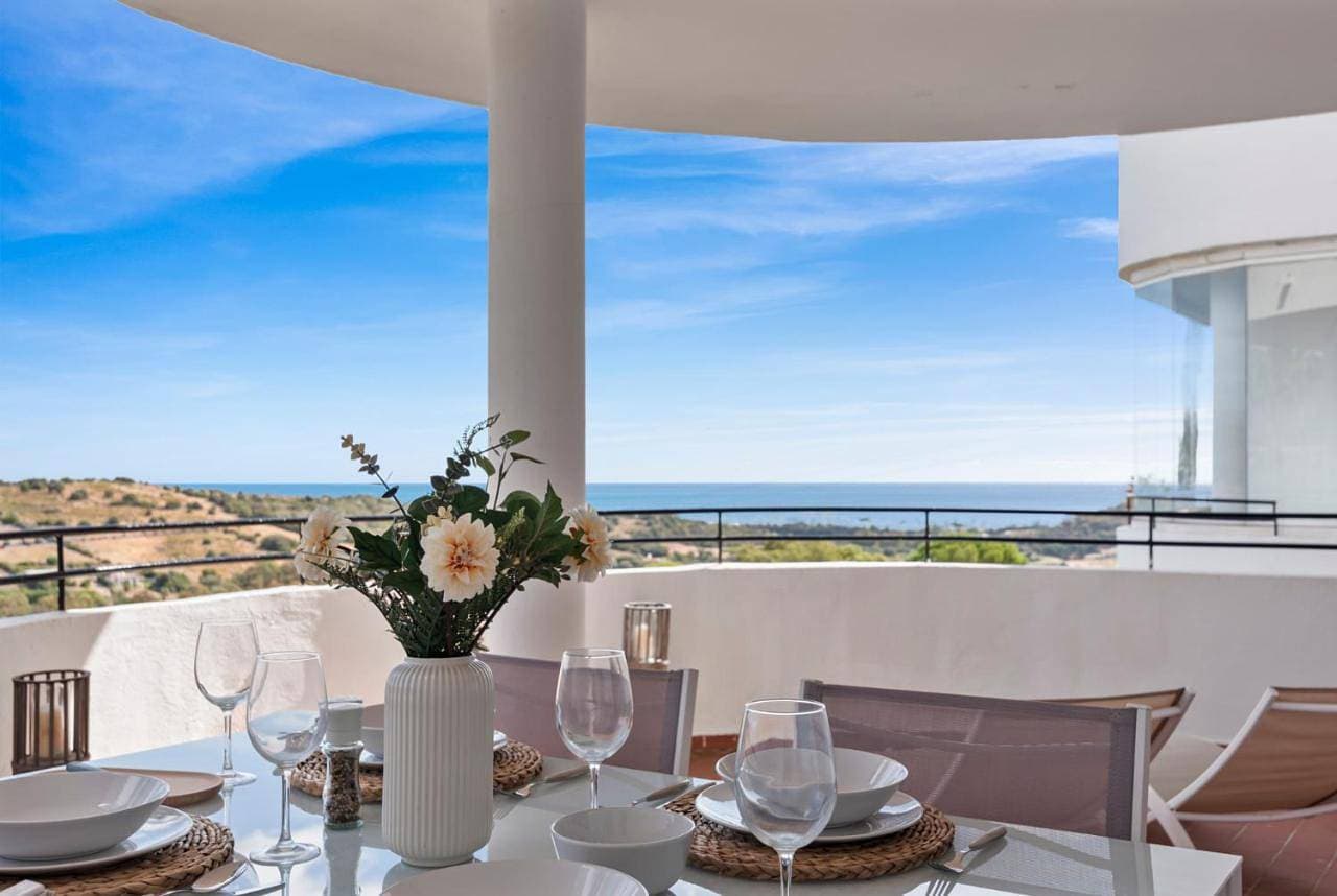 Panoramic Sea View Apartment with Pool 1