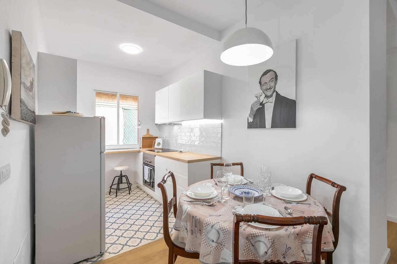 Foto 9 von 27: Ferienwohnung 'Santa Cruz Art Home' mit Balkon und WLAN