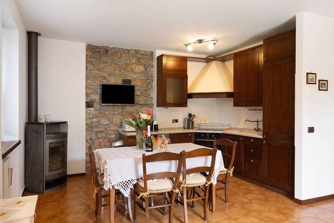 Foto 6 von 31: Ferienhaus 'Villetta Singola' mit Seeblick, privater Terrasse und Wi-Fi