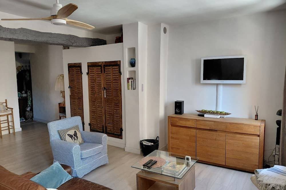 Charmante Vermietung in Cotignac jeder Komfort neue 70m2 im Dorfhaus 1