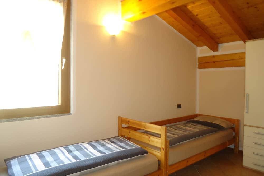 Foto 6 von 30: Casa Carla, bis 4 Personen, ruhige Lage, Garten, Balkon mit Panoramablick
